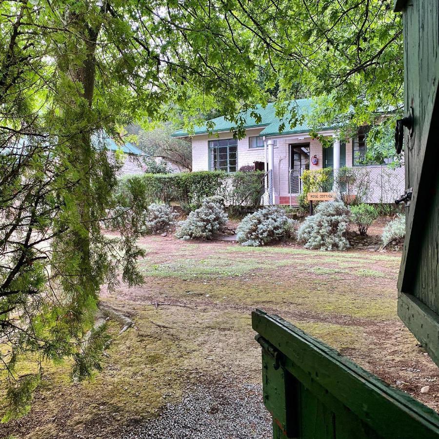 Mkomazana Mountain Cottages Himeville Esterno foto